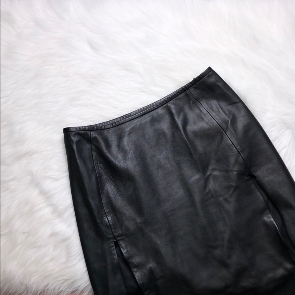 DIANE VON FURSTENBERG BLACK HIGHWAIST LEATHR SKIRT